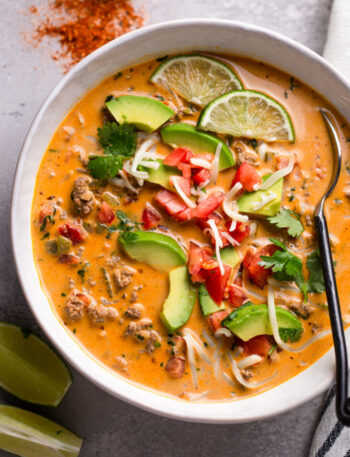 Creamy beef taco soup