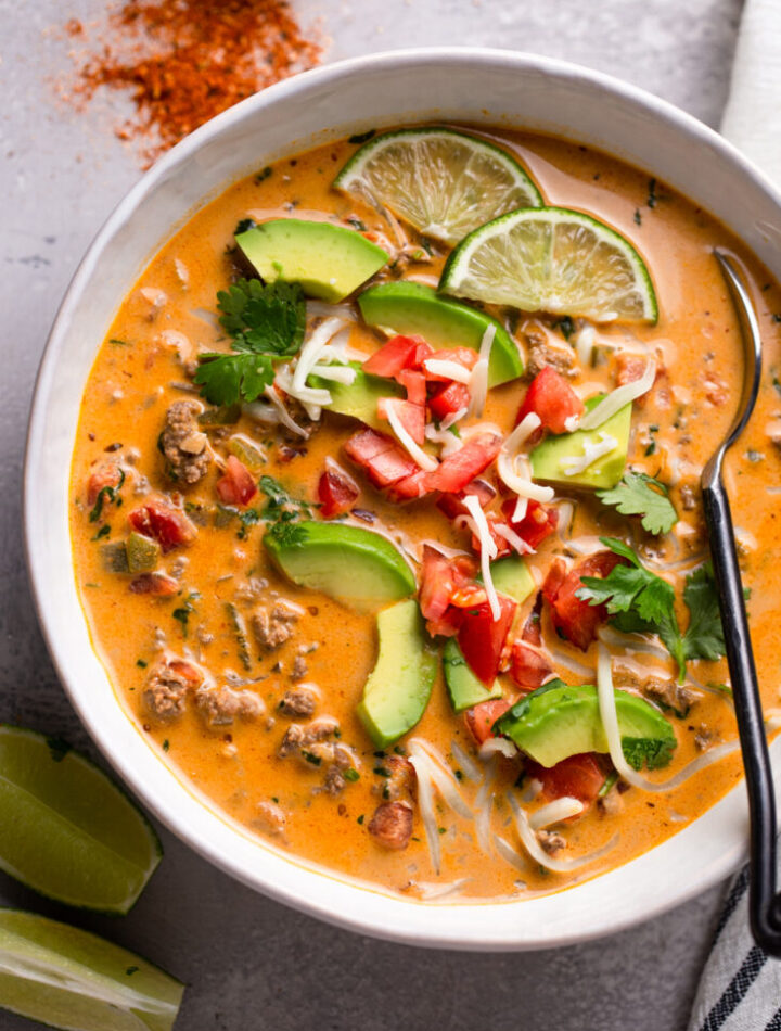 Creamy beef taco soup